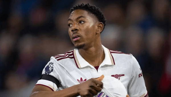 โรมาโน่ยันปืนใหญ่ชัดเจน! ไม่ปล่อยยืมไมล์ส ลูอิส-สเกลลี่ตลาดหน้าหนาว